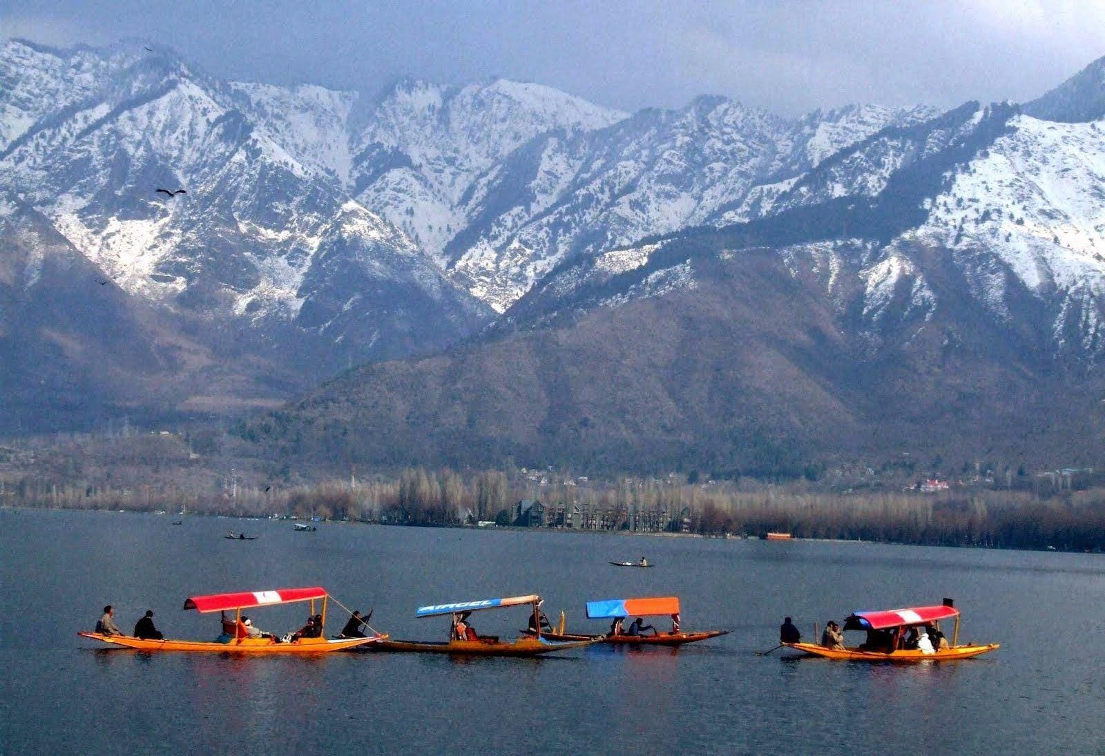5 Days Exclusive Kashmir Honeymoon