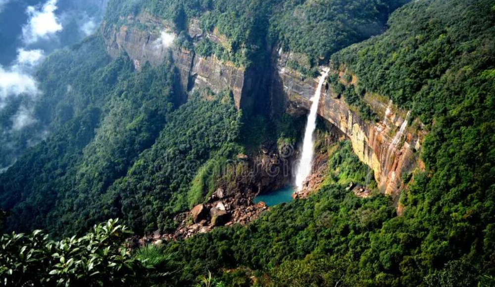 Nohkalikai falls